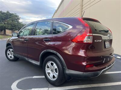 2015 Honda CR-V LX - Photo 5 - Sacramento, CA 95825