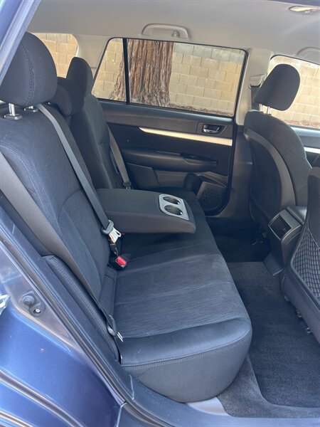2013 Subaru Outback 2.5i Premium photo 14