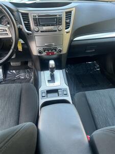 2013 Subaru Outback 2.5i Premium   - Photo 16 - Sacramento, CA 95825