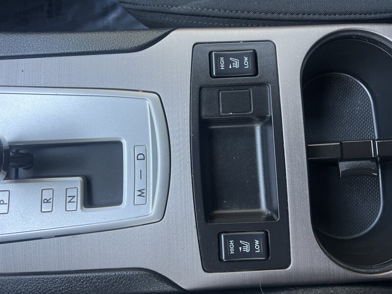 2013 Subaru Outback 2.5i Premium photo 28