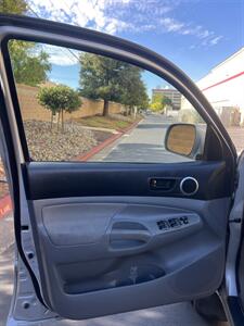 2006 Toyota Tacoma V6 - Photo 9 - Sacramento, CA 95825