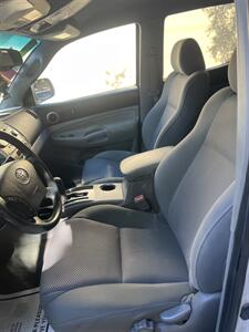 2006 Toyota Tacoma V6 - Photo 7 - Sacramento, CA 95825