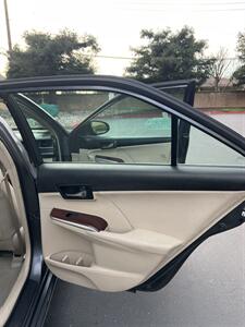 2012 Toyota Camry XLE   - Photo 25 - Sacramento, CA 95825