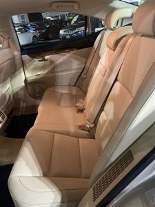 2013 Lexus ES 300h - Photo 17 - Sacramento, CA 95825