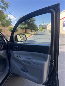 2010 Toyota Tacoma V6   - Photo 26 - Sacramento, CA 95825