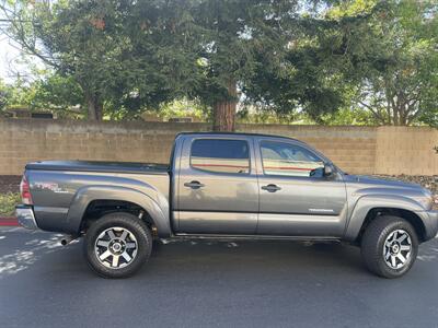 2010 Toyota Tacoma V6   - Photo 11 - Sacramento, CA 95825