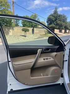 2009 Toyota Highlander Sport   - Photo 13 - Sacramento, CA 95825