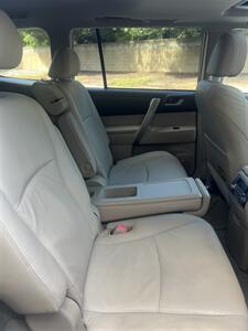 2009 Toyota Highlander Sport   - Photo 24 - Sacramento, CA 95825