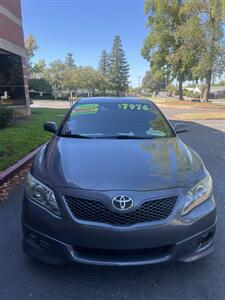 2010 Toyota Camry SE   - Photo 2 - Sacramento, CA 95825