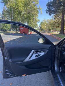 2010 Toyota Camry SE   - Photo 13 - Sacramento, CA 95825