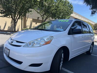 2009 Toyota Sienna LE 7-Passenger - Photo 4 - Sacramento, CA 95825