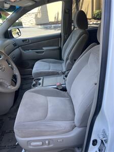 2009 Toyota Sienna LE 7-Passenger - Photo 11 - Sacramento, CA 95825