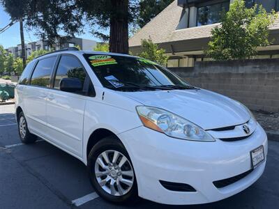 2009 Toyota Sienna LE 7-Passenger - Photo 1 - Sacramento, CA 95825