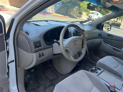 2009 Toyota Sienna LE 7-Passenger - Photo 12 - Sacramento, CA 95825