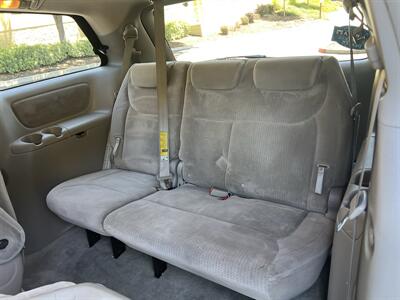 2009 Toyota Sienna LE 7-Passenger - Photo 16 - Sacramento, CA 95825