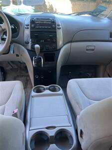2009 Toyota Sienna LE 7-Passenger - Photo 18 - Sacramento, CA 95825