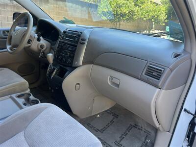 2009 Toyota Sienna LE 7-Passenger - Photo 24 - Sacramento, CA 95825