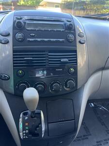2009 Toyota Sienna LE 7-Passenger - Photo 37 - Sacramento, CA 95825
