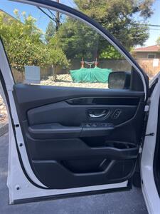 2025 Honda Pilot - Photo 15 - Sacramento, CA 95825