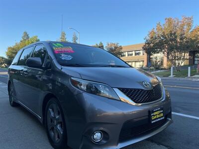 2014 Toyota Sienna SE 8-Passenger   - Photo 1 - Sacramento, CA 95825