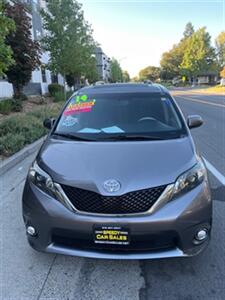 2014 Toyota Sienna SE 8-Passenger   - Photo 3 - Sacramento, CA 95825