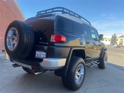 2007 Toyota FJ Cruiser   - Photo 9 - Sacramento, CA 95825