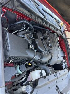 2016 Toyota 4Runner SR5 Premium   - Photo 32 - Sacramento, CA 95825