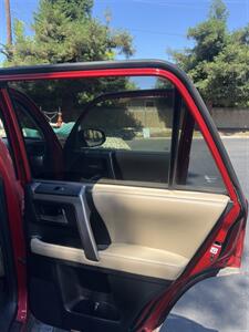 2016 Toyota 4Runner SR5 Premium   - Photo 30 - Sacramento, CA 95825