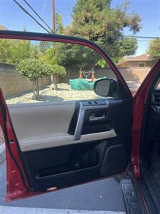 2016 Toyota 4Runner SR5 Premium   - Photo 16 - Sacramento, CA 95825