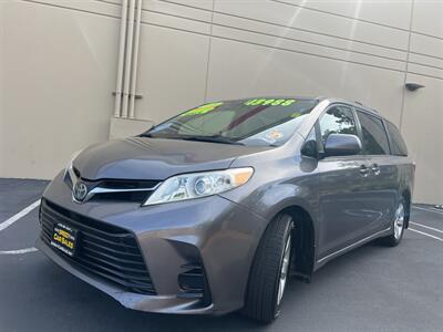 2018 Toyota Sienna LE 8-Passenger   - Photo 4 - Sacramento, CA 95825