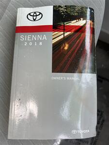 2018 Toyota Sienna LE 8-Passenger   - Photo 16 - Sacramento, CA 95825