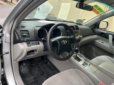 2011 Toyota Highlander   - Photo 12 - Sacramento, CA 95825