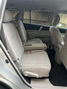 2011 Toyota Highlander   - Photo 22 - Sacramento, CA 95825