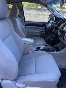 2011 Toyota Tacoma PreRunner V6 - Photo 25 - Sacramento, CA 95825
