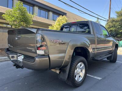 2011 Toyota Tacoma PreRunner V6 - Photo 11 - Sacramento, CA 95825