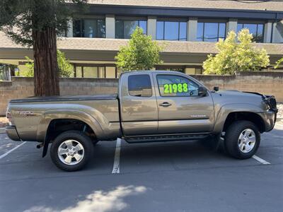 2011 Toyota Tacoma PreRunner V6 - Photo 12 - Sacramento, CA 95825