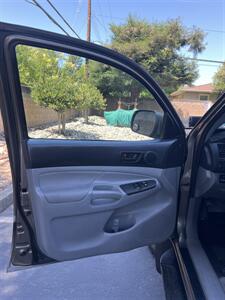 2011 Toyota Tacoma PreRunner V6 - Photo 14 - Sacramento, CA 95825