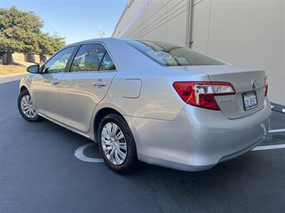 2012 Toyota Camry Hybrid LE   - Photo 6 - Sacramento, CA 95825