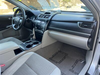 2012 Toyota Camry Hybrid LE   - Photo 24 - Sacramento, CA 95825