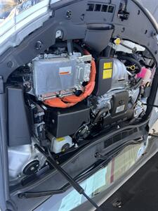 2012 Toyota Camry Hybrid LE   - Photo 31 - Sacramento, CA 95825