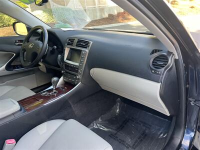 2006 Lexus IS 250   - Photo 23 - Sacramento, CA 95825