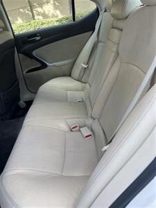2010 Lexus IS 250   - Photo 18 - Sacramento, CA 95825