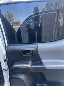 2017 Toyota Tacoma SR5 - Photo 24 - Sacramento, CA 95825