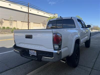 2017 Toyota Tacoma SR5 - Photo 9 - Sacramento, CA 95825