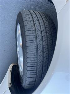 2001 Lexus LS 430   - Photo 32 - Sacramento, CA 95825