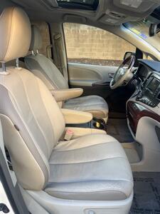 2012 Toyota Sienna XLE 7-Passenger   - Photo 26 - Sacramento, CA 95825