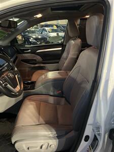 2015 Toyota Highlander XLE   - Photo 11 - Sacramento, CA 95825