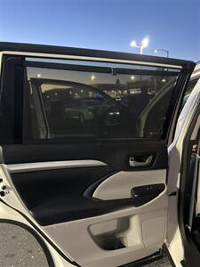 2015 Toyota Highlander XLE   - Photo 14 - Sacramento, CA 95825