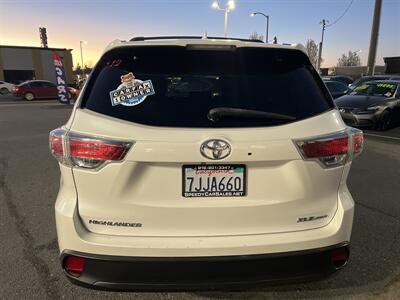 2015 Toyota Highlander XLE   - Photo 7 - Sacramento, CA 95825