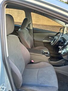 2012 Toyota Prius v Two   - Photo 22 - Sacramento, CA 95825